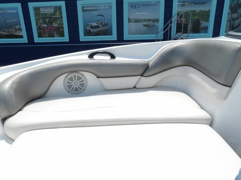 Slide: The Image of Yamaha SX 210 2011 - 9