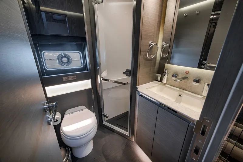 Slide: The Image of Azimut S8 2024 - 23
