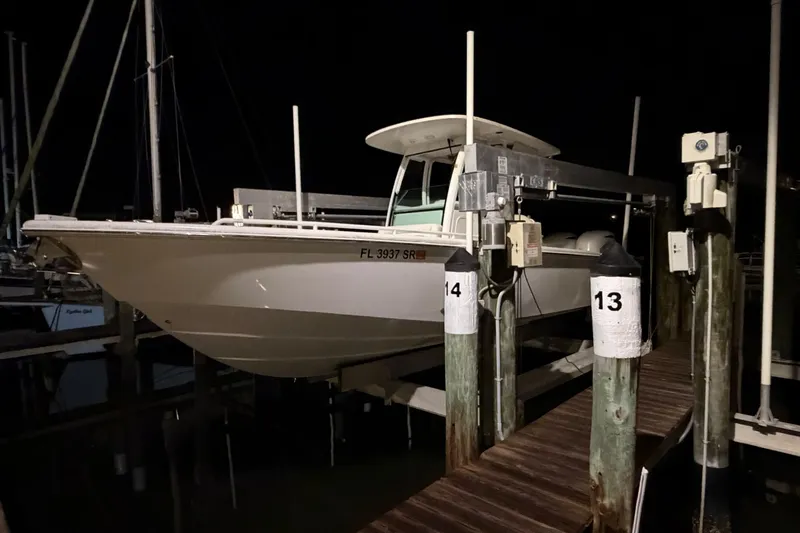 Slide: The Image of Everglades 273 Center Console 2020 - 2