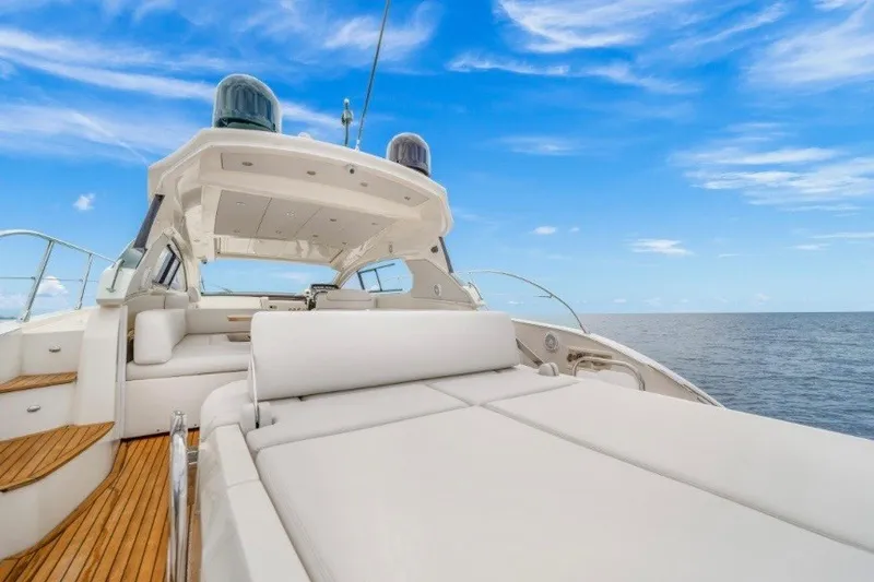 Slide: The Image of Azimut Atlantis 50 2015 - 4