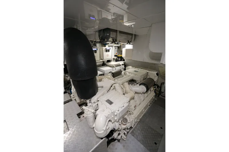 Slide: The Image of Bugari F86 2021 - 156