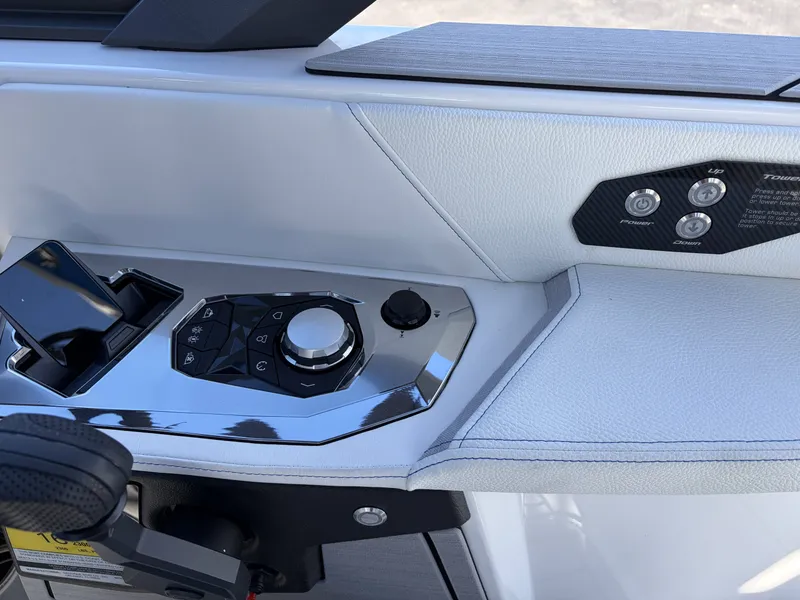 Slide: The Image of Nautique Super Air Nautique S 2027 - 27