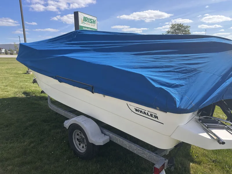 Slide: The Image of Boston Whaler 170 Montauk 2015 - 15