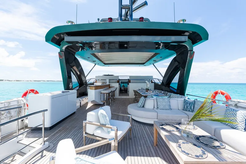 Slide: The Image of Azimut GRANDE 32 METRI 2023 - 30