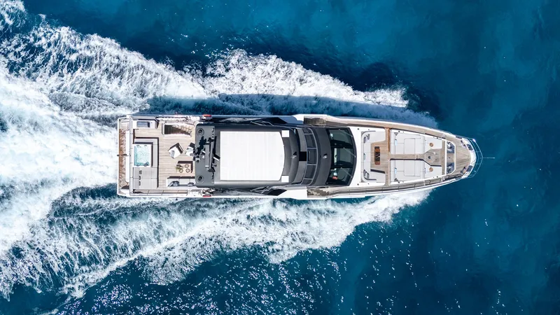 Slide: The Image of Azimut GRANDE 32 METRI 2023 - 42