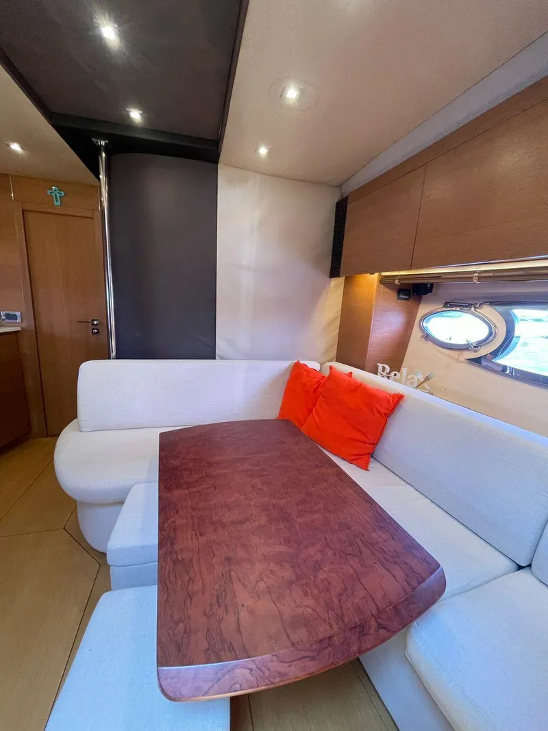 Slide: The Image of Azimut Atlantis 54 2013 - 25