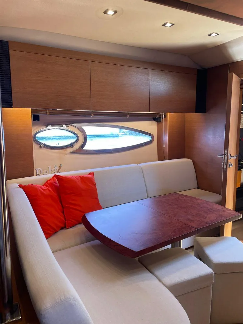 Slide: The Image of Azimut Atlantis 54 2013 - 16