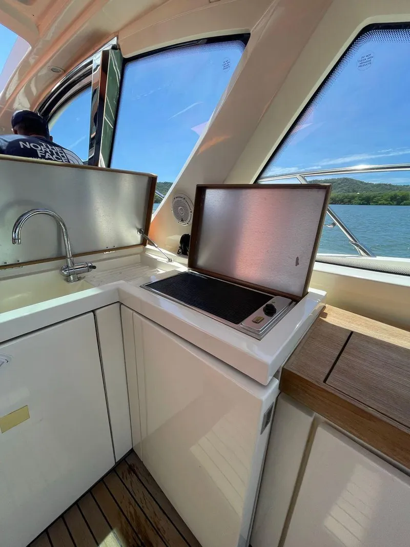 Slide: The Image of Azimut Atlantis 54 2013 - 26