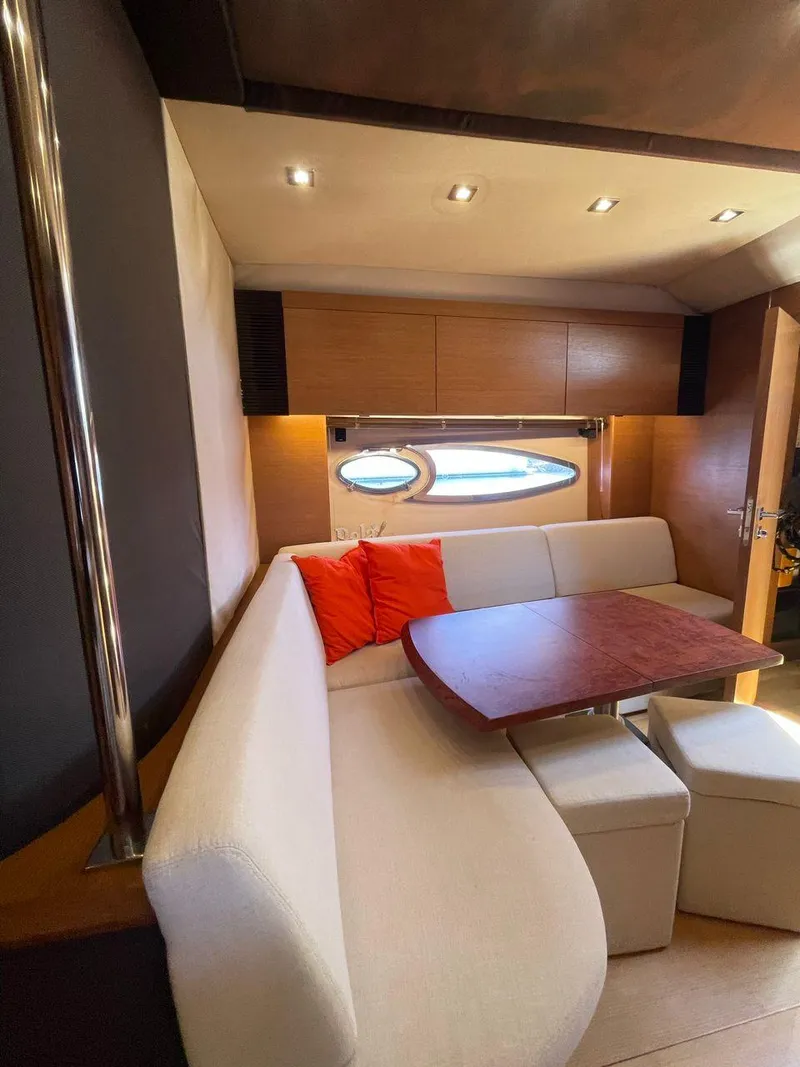 Slide: The Image of Azimut Atlantis 54 2013 - 39