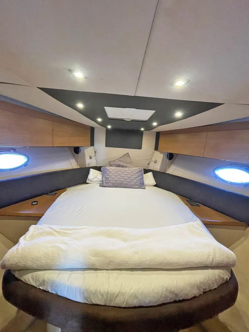 Slide: The Image of Azimut Atlantis 54 2013 - 18