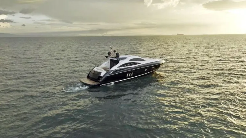 Slide: The Image of Sunseeker Predator 62 2008 - 18