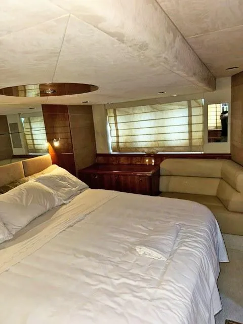Slide: The Image of Sunseeker Predator 62 2008 - 43