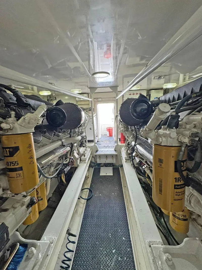 Slide: The Image of Viking 68 Convertible 2008 - 14