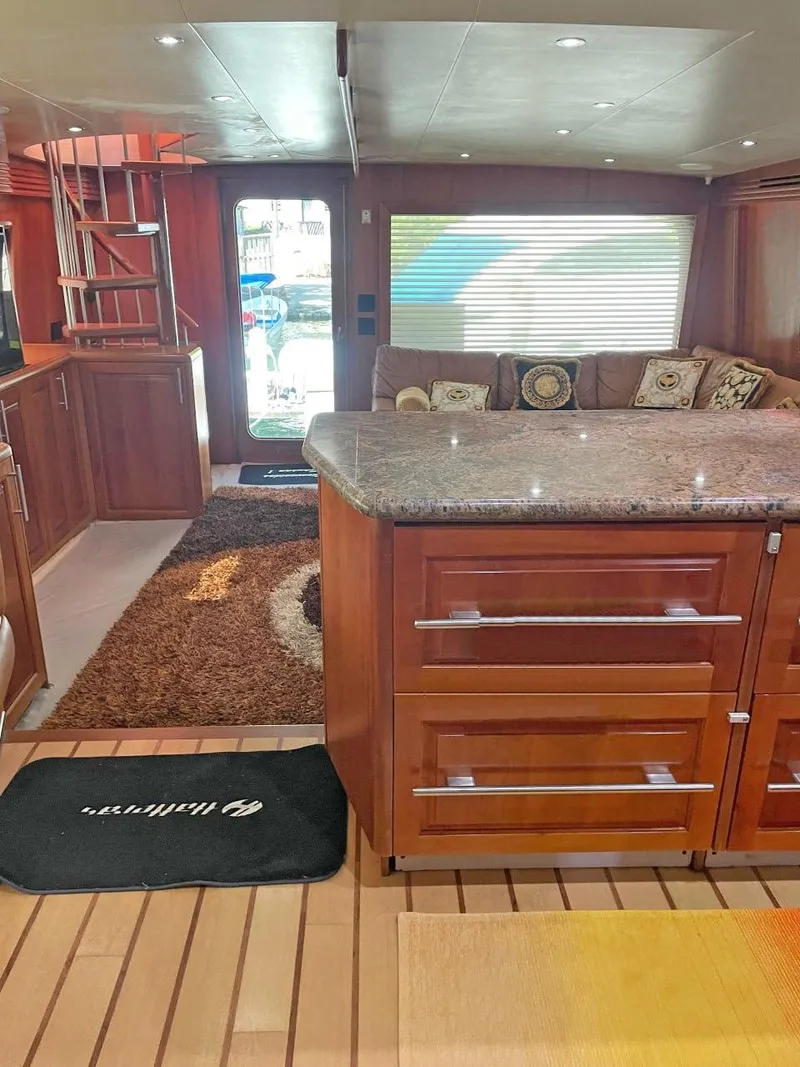 Slide: The Image of Hatteras 68 Convertible 2007 - 14