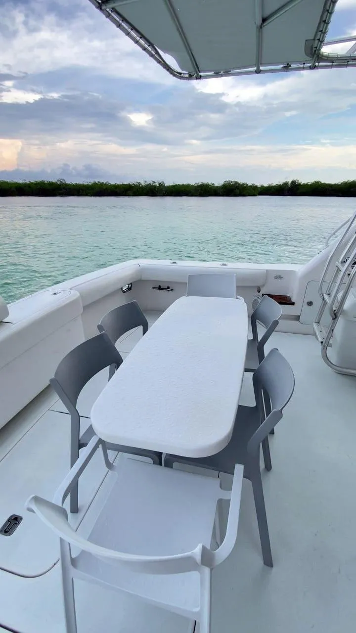 Slide: The Image of Bertram 510 Convertible 2004 - 32