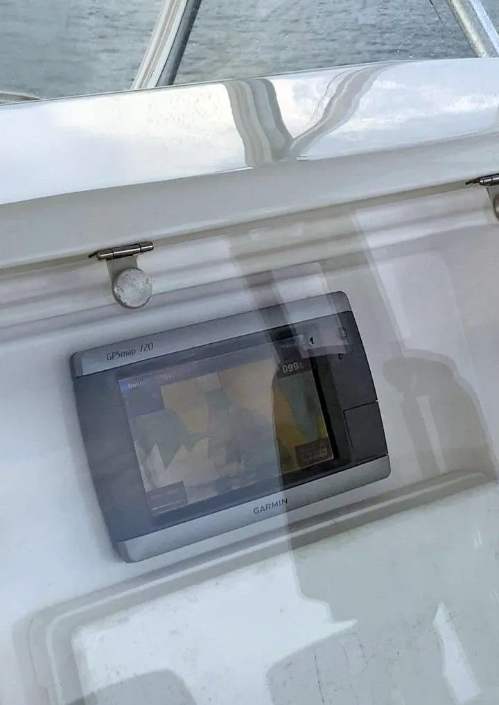 Slide: The Image of Bertram 510 Convertible 2004 - 25