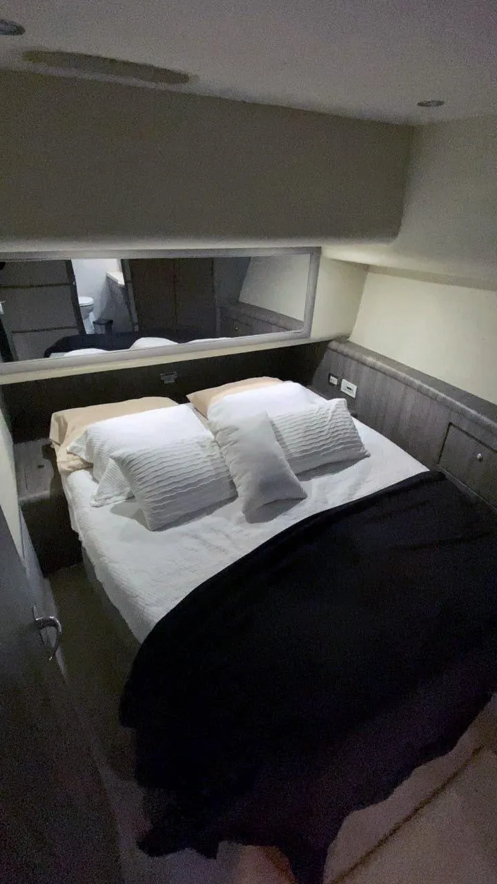 Slide: The Image of Bertram 510 Convertible 2004 - 13