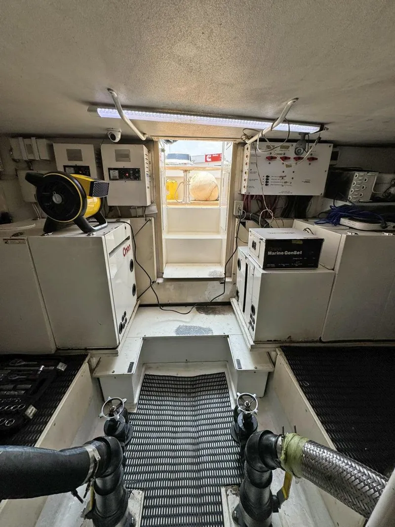 Slide: The Image of Viking 58 Convertible 1998 - 46