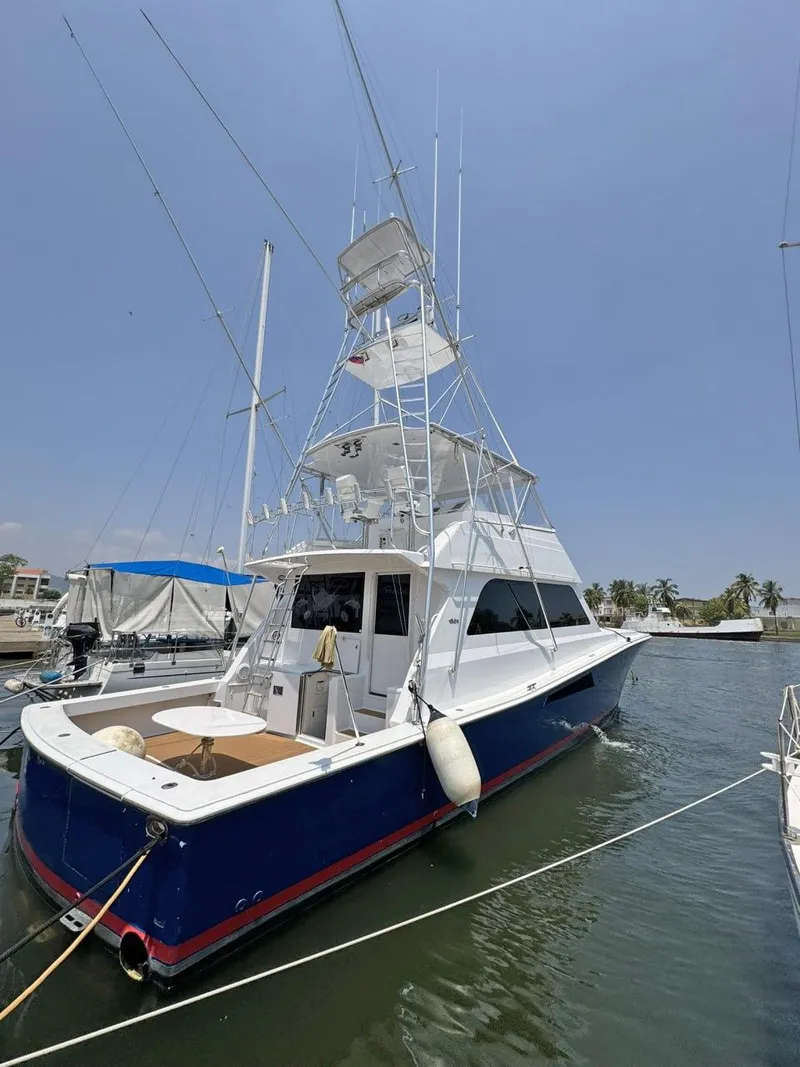 The Image of Viking 58 Convertible 1998 - 0