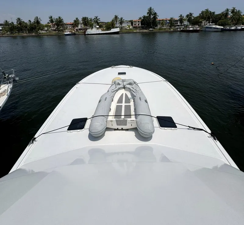 Slide: The Image of Viking 58 Convertible 1998 - 42