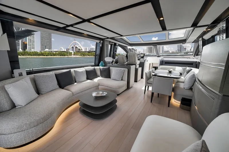 Slide: The Image of Azimut S8 2020 - 86