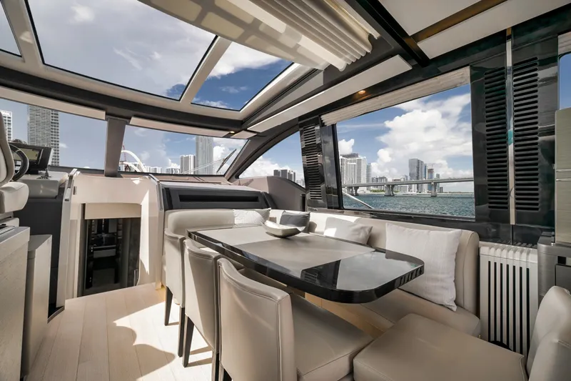 Slide: The Image of Azimut S8 2020 - 88