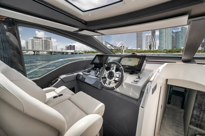 Slide: The Image of Azimut S8 2020 - 89