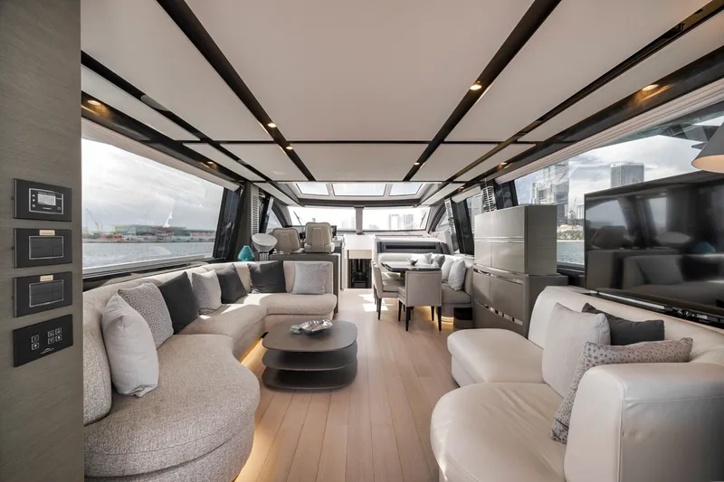 Slide: The Image of Azimut S8 2020 - 83