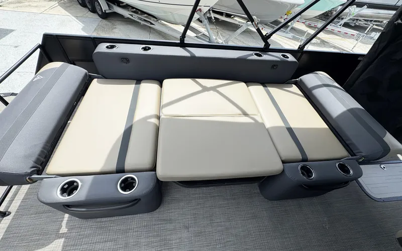 Slide: The Image of Viaggio Lago X22D 2025 - 20
