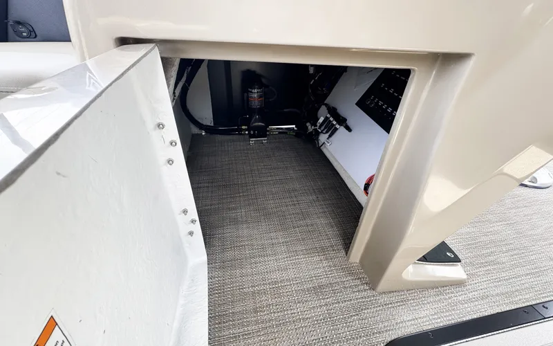 Slide: The Image of Viaggio Lago X22D 2025 - 17