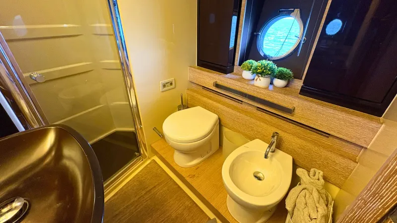 Slide: The Image of Azimut 64 2012 - 13