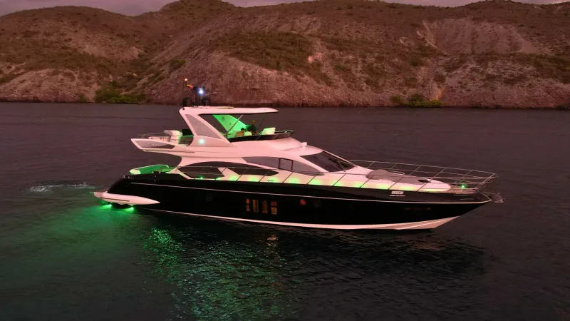 Slide: The Image of Azimut 64 2012 - 18
