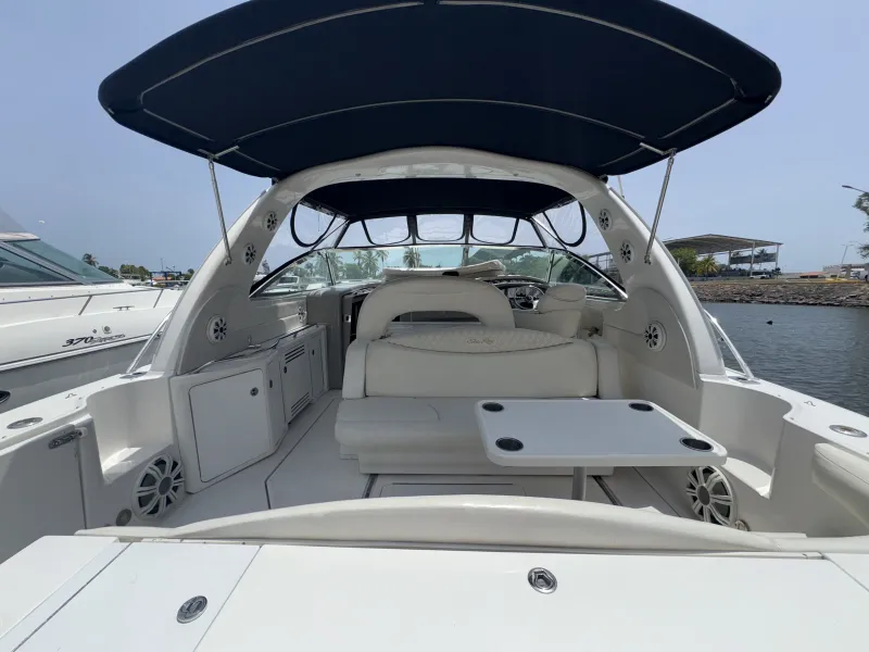 Slide: The Image of Sea Ray Sundancer 2001 - 2