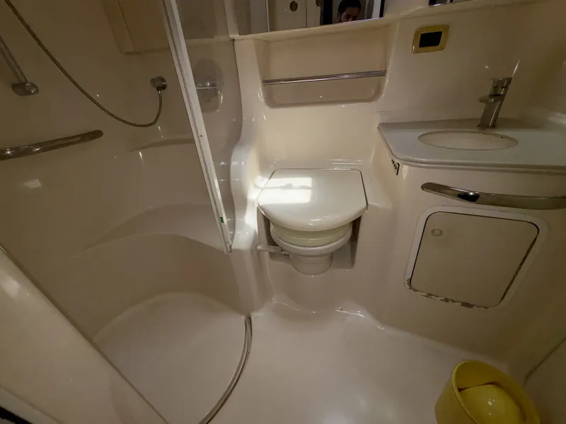 Slide: The Image of Sea Ray Sundancer 2001 - 11