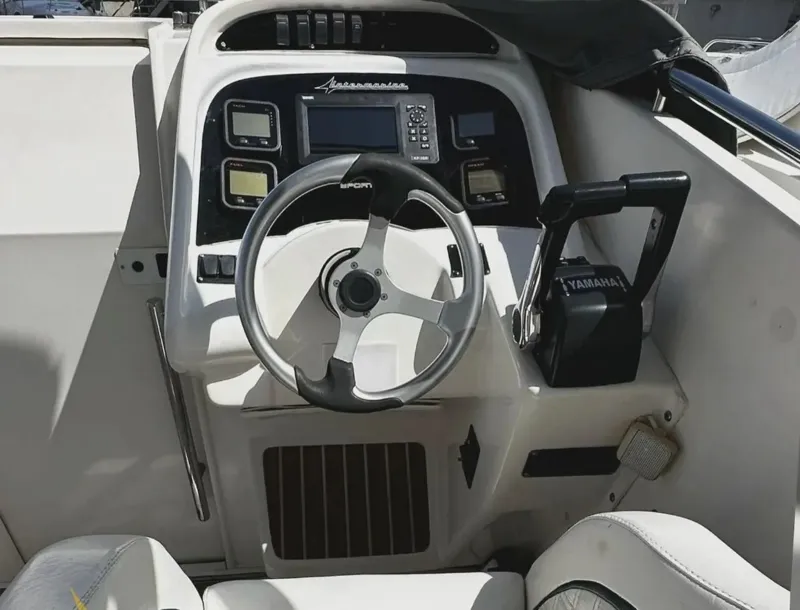 Slide: The Image of Intermarine Avanti 2012 - 5