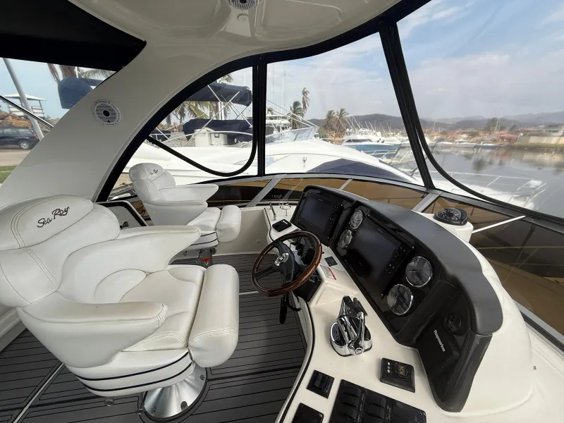 Slide: The Image of Sea Ray Sedan Bridge 2008 - 4