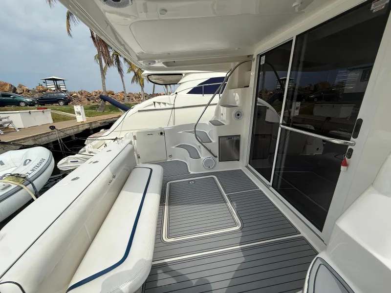 Slide: The Image of Sea Ray Sedan Bridge 2008 - 1