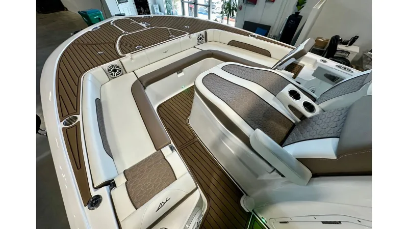 Slide: The Image of Tidewater 3100 Carolina Bay 2027 - 7