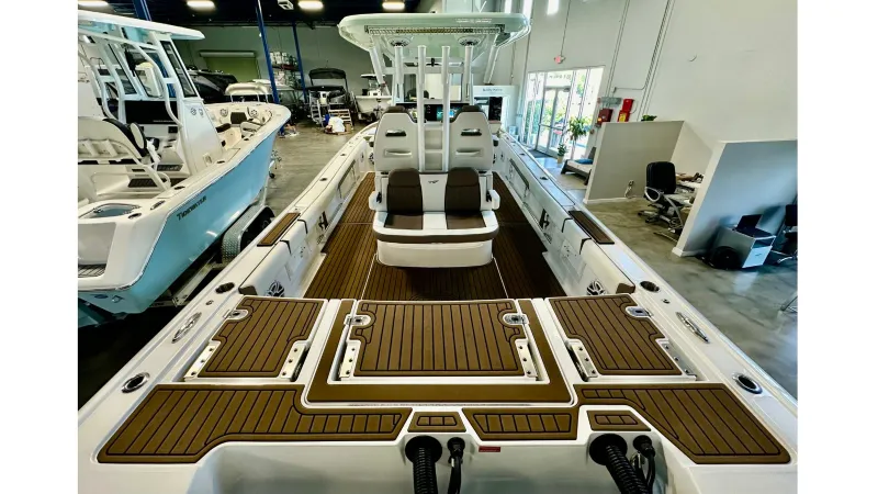 Slide: The Image of Tidewater 3100 Carolina Bay 2027 - 3