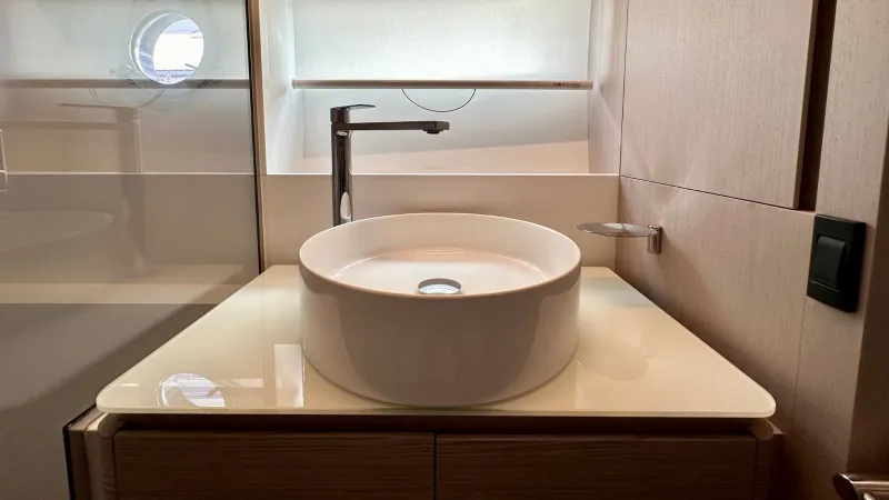 Slide: The Image of Ferretti 500 2022 - 21