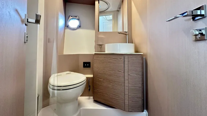 Slide: The Image of Ferretti 500 2022 - 23