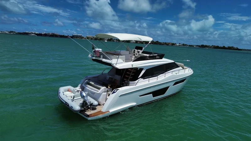 Slide: The Image of Ferretti 500 2022 - 3