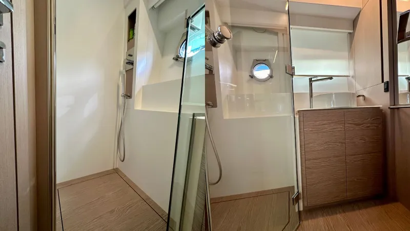 Slide: The Image of Ferretti 500 2022 - 15