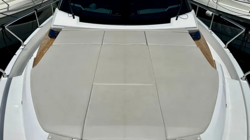 Slide: The Image of Ferretti 500 2022 - 10