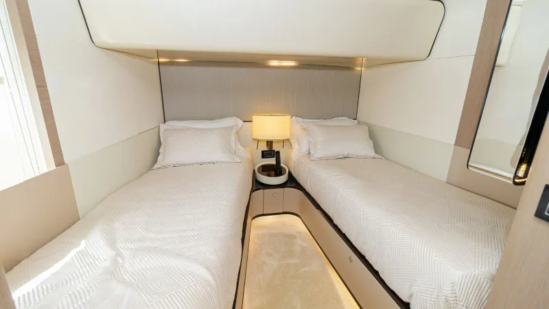 Slide: The Image of Azimut Grande 27 Metri 87 2018 - 48
