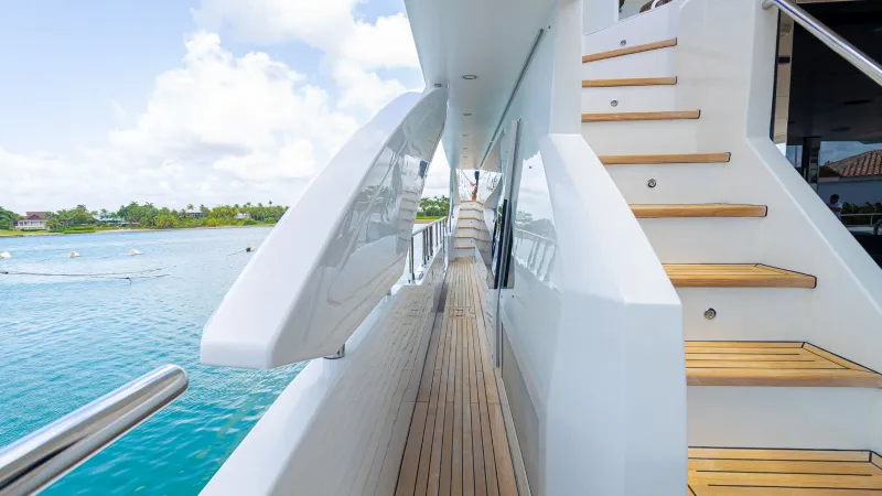 Slide: The Image of Azimut Grande 27 Metri 87 2018 - 15