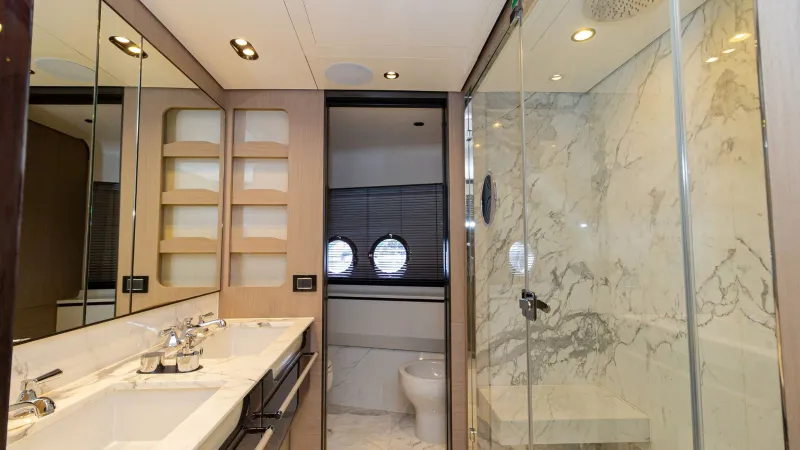 Slide: The Image of Azimut Grande 27 Metri 87 2018 - 29
