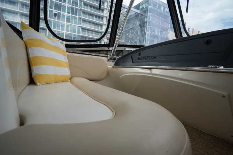 Slide: The Image of Meridian 441 Sedan 2012 - 42