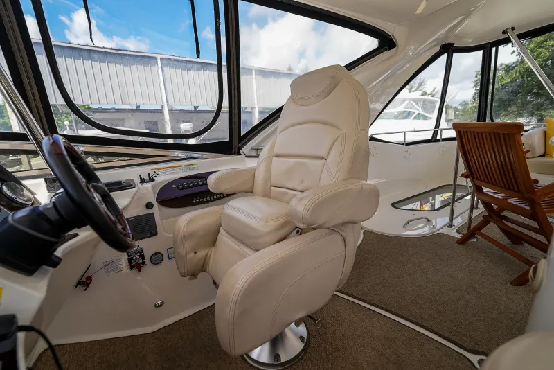 Slide: The Image of Meridian 441 Sedan 2012 - 31
