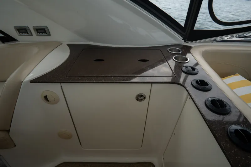 Slide: The Image of Meridian 441 Sedan 2012 - 40